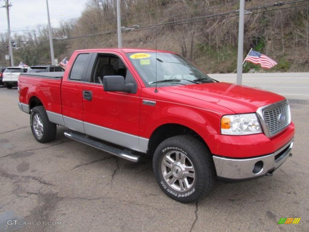 2006 F150 XLT SuperCab 4x4 - Bright Red / Medium/Dark Flint photo #5