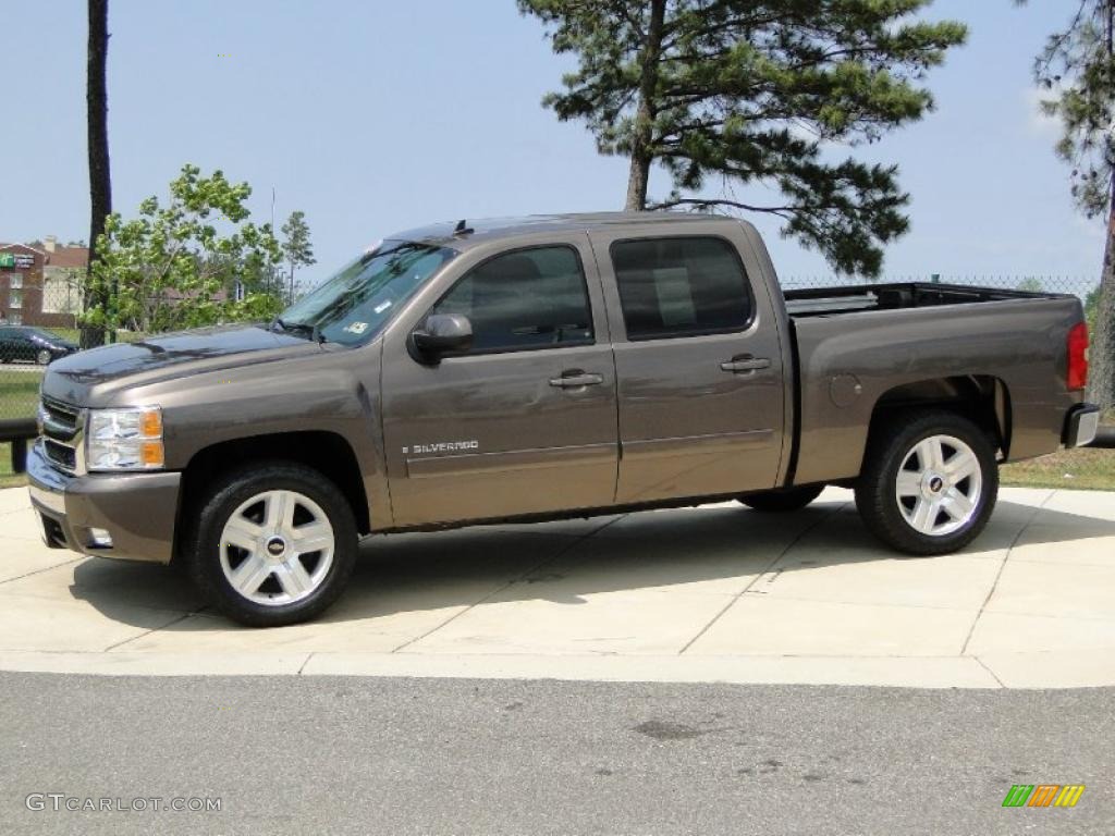 2008 Silverado 1500 LT Crew Cab - Desert Brown Metallic / Ebony photo #9