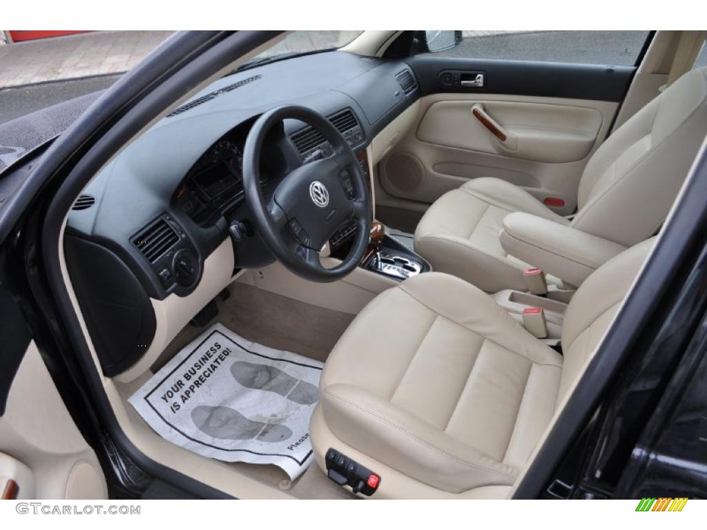 Beige Interior 2003 Volkswagen Jetta GLX Sedan Photo #48198475