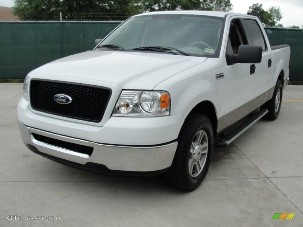 2006 F150 XLT SuperCrew - Oxford White / Tan photo #7