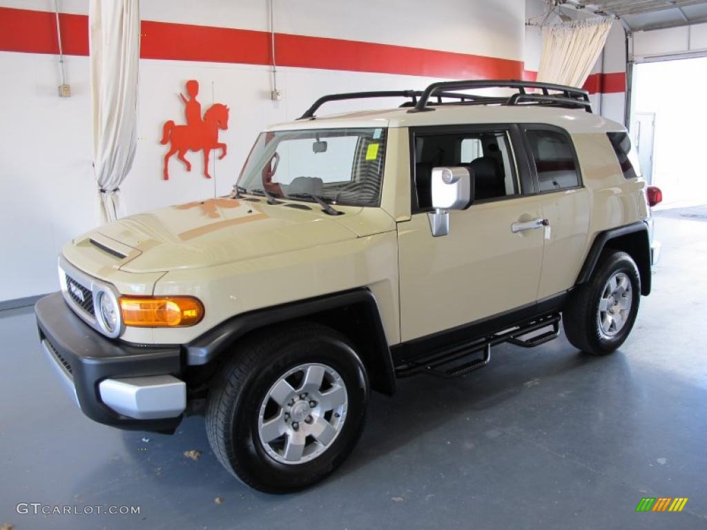 2008 FJ Cruiser  - Sandstorm Metallic / Dark Charcoal photo #1