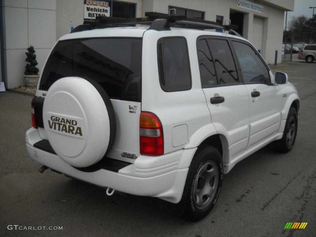 2000 Grand Vitara JLX 4x4 - Polar White / Gray photo #2