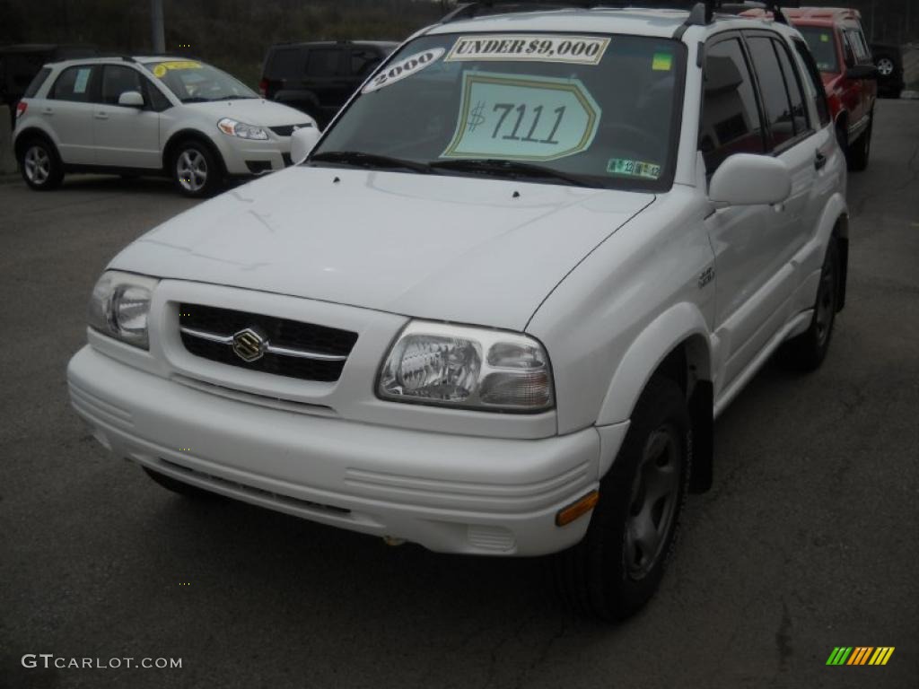 2000 Grand Vitara JLX 4x4 - Polar White / Gray photo #18