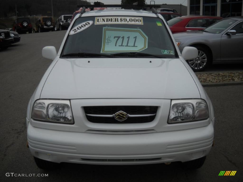 2000 Grand Vitara JLX 4x4 - Polar White / Gray photo #19