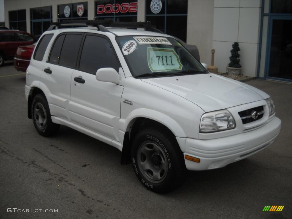 2000 Grand Vitara JLX 4x4 - Polar White / Gray photo #20