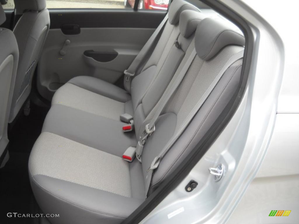 Gray Interior 2011 Hyundai Accent GLS 4 Door Photo #48202879