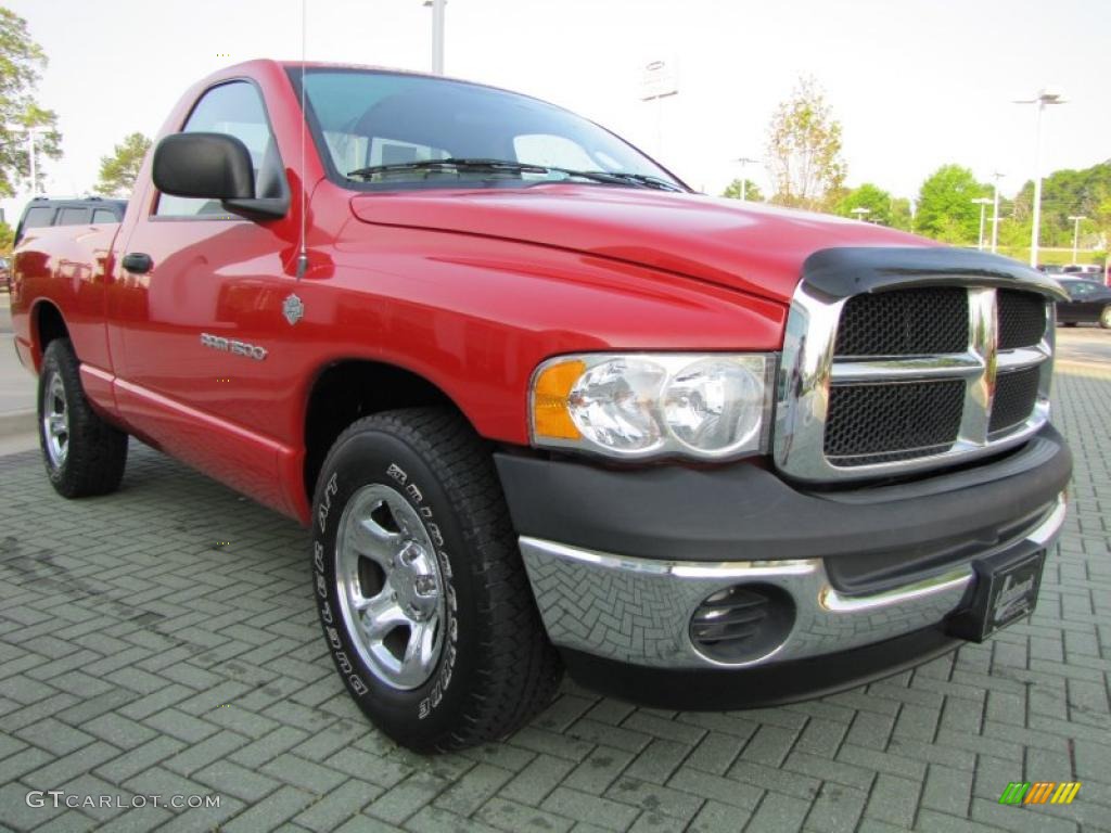 2005 Ram 1500 ST Regular Cab - Flame Red / Taupe photo #7