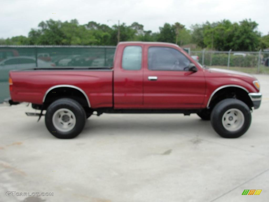 1995 Tacoma Extended Cab 4x4 - Sunfire Red Pearl / Gray photo #2