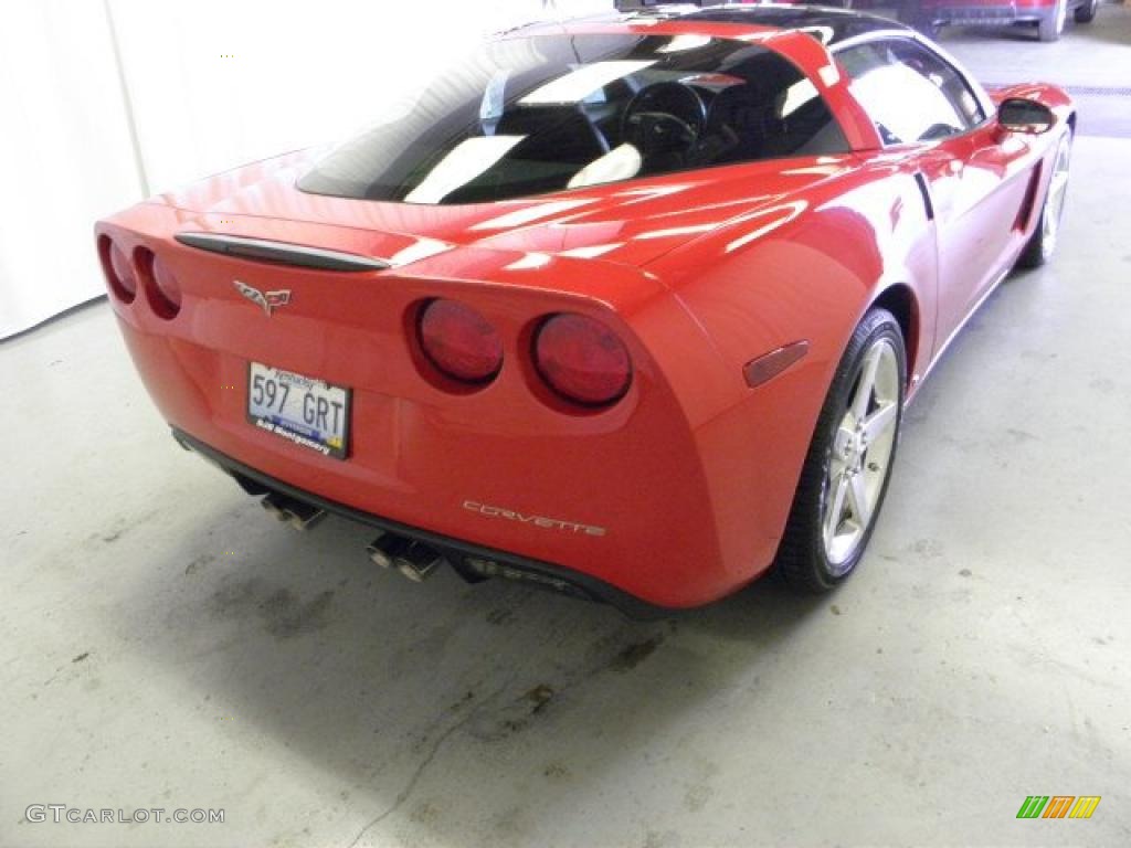 2006 Corvette Coupe - Victory Red / Ebony Black photo #11