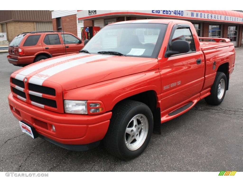 1998 Ram 1500 SS/T Regular Cab - Flame Red / Gray photo #2