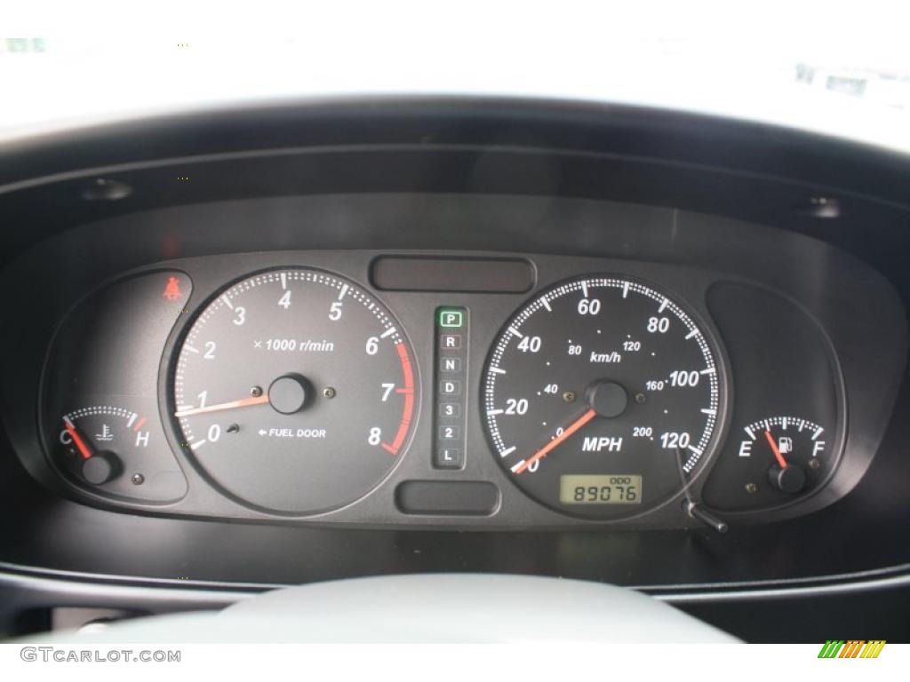 2001 Isuzu Rodeo LS 4WD Gauges Photos