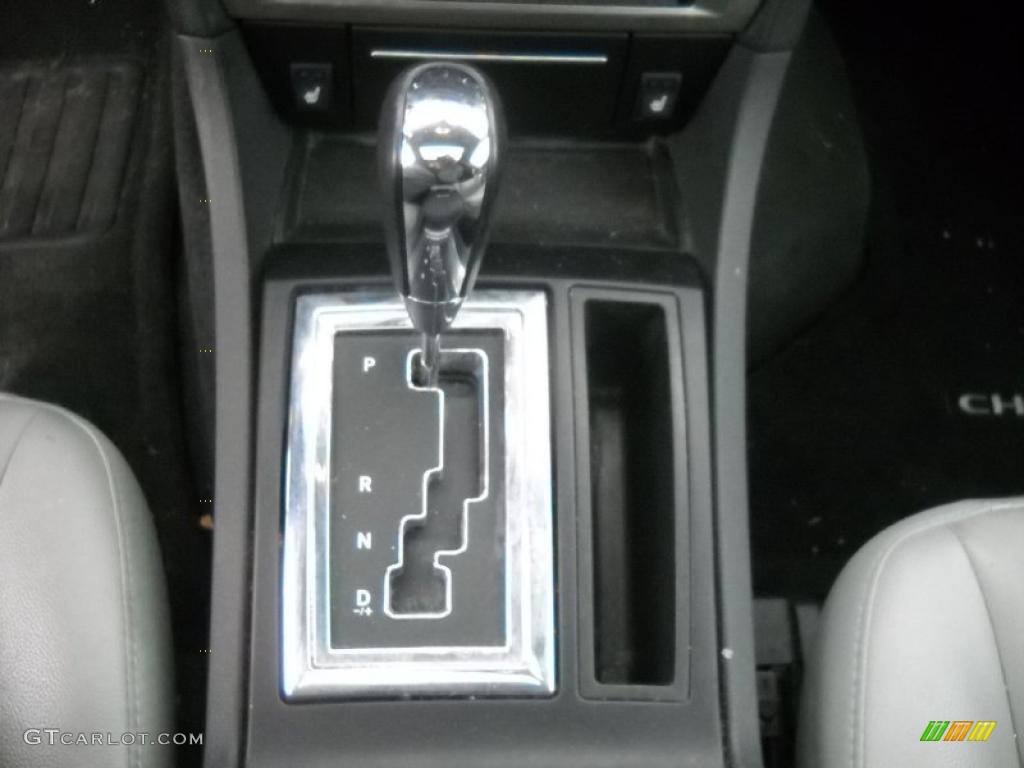 2007 Chrysler 300 Touring AWD 5 Speed Automatic Transmission Photo #48215899