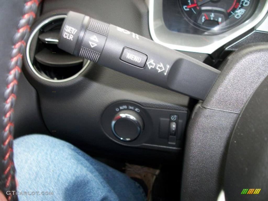 2010 Chevrolet Camaro SS Coupe Indianapolis 500 Pace Car Special Edition Controls Photo #48218149