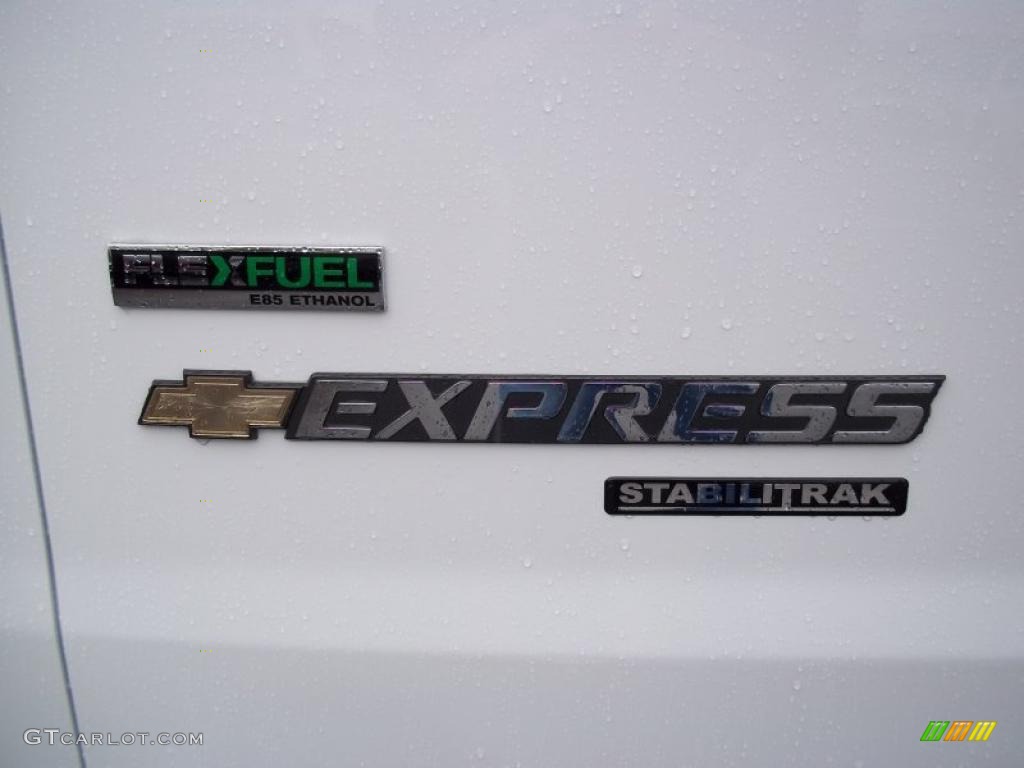 2011 Chevrolet Express 3500 Work Van Marks and Logos Photos