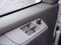 Summit White - Express 3500 Work Van Photo No. 16
