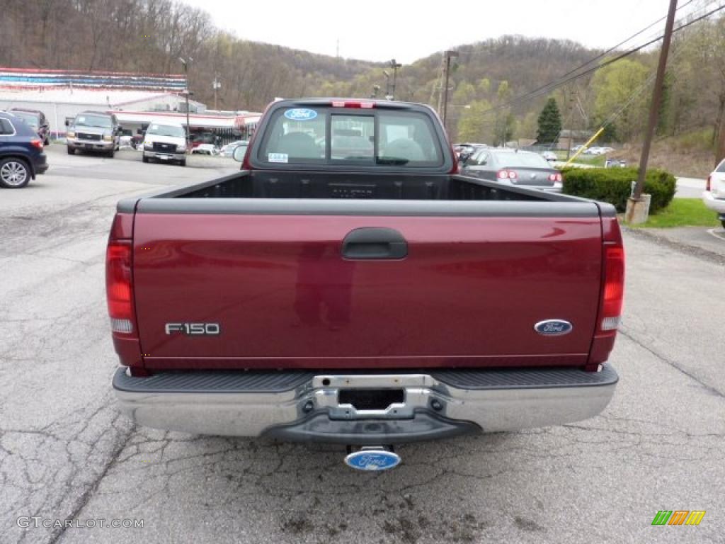 2003 F150 XLT Regular Cab 4x4 - Toreador Red Metallic / Dark Graphite Grey photo #3