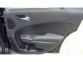 Brilliant Black Crystal Pearl - Charger R/T Photo No. 15