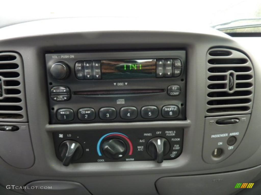 2003 F150 XLT Regular Cab 4x4 - Toreador Red Metallic / Dark Graphite Grey photo #14