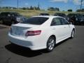 Super White - Camry SE Photo No. 5