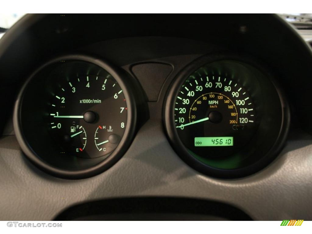 2005 Chevrolet Aveo LT Hatchback Gauges Photos