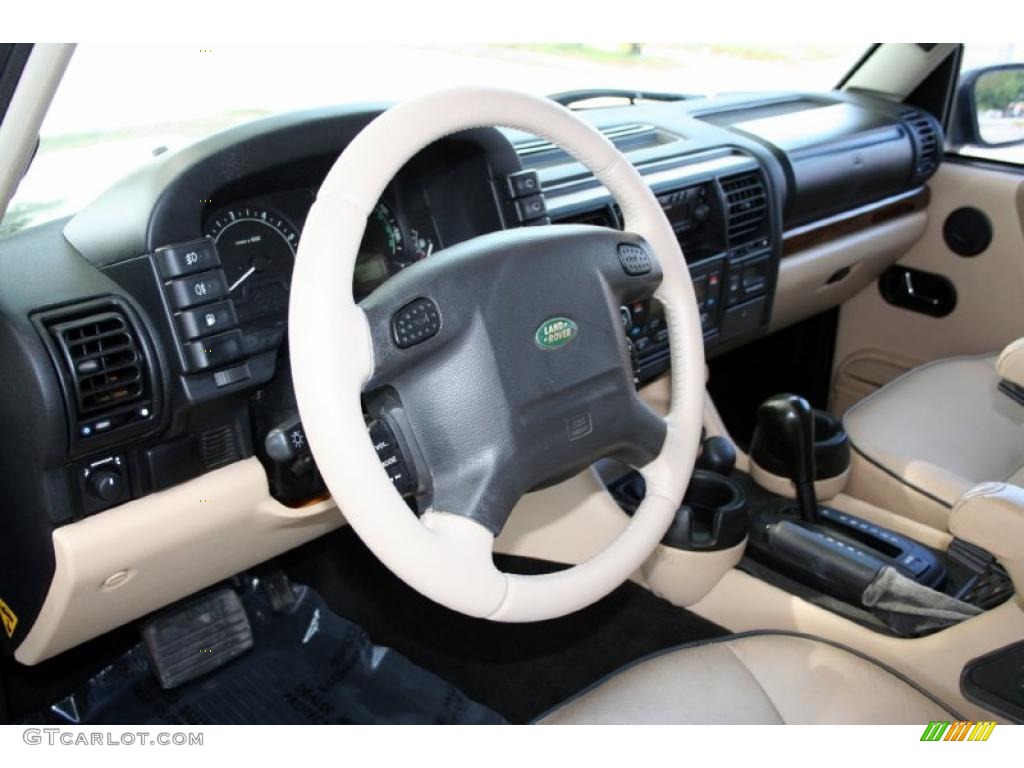 2003 Discovery SE - Java Black / Alpaca Beige photo #61