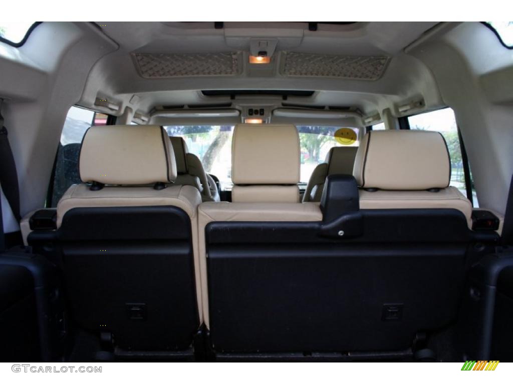 2003 Discovery SE - Java Black / Alpaca Beige photo #86