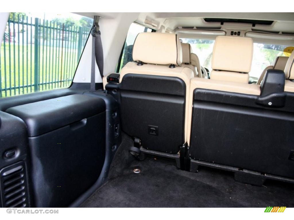 2003 Discovery SE - Java Black / Alpaca Beige photo #89