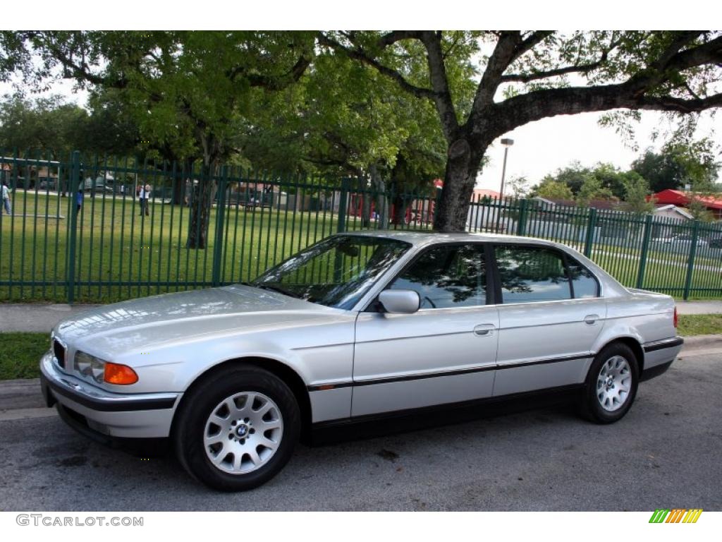 Titanium Silver Metallic 2000 BMW 7 Series 740iL Sedan Exterior Photo #48223067