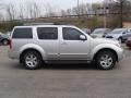 2008 Silver Lightning Nissan Pathfinder SE 4x4  photo #6