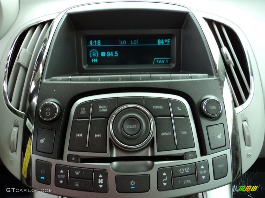 2010 Buick LaCrosse CXL Controls Photo #48227026