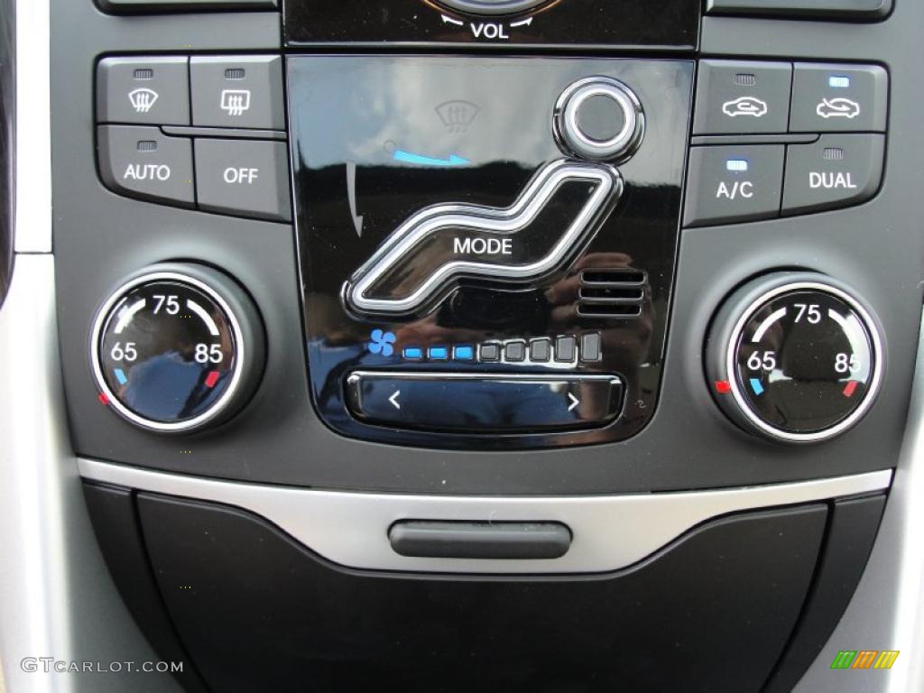 2011 Hyundai Sonata Limited 2.0T Controls Photo #48231056