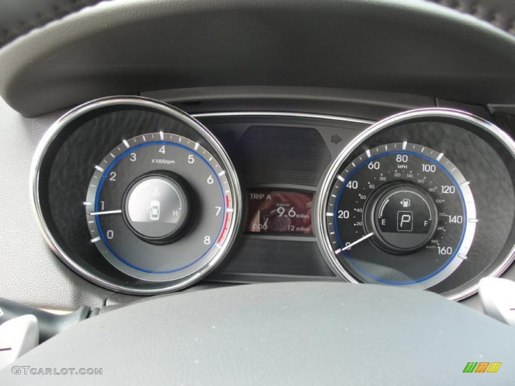 2011 Hyundai Sonata Limited 2.0T Gauges Photo #48231101