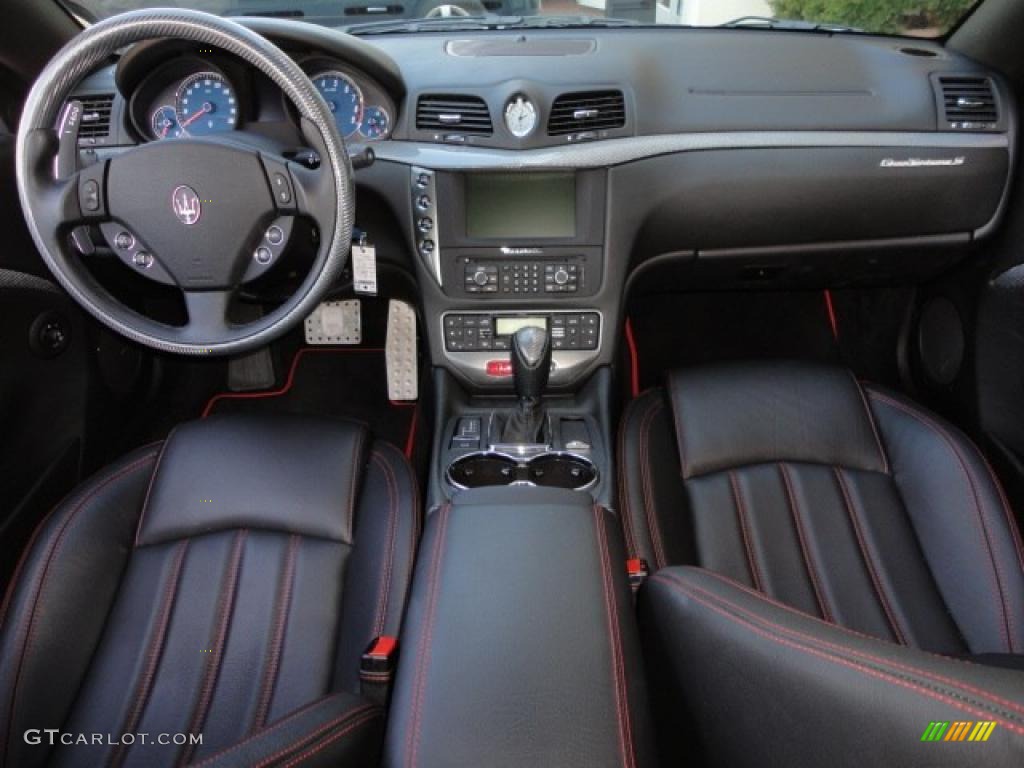 2010 Maserati GranTurismo S Nero Dashboard Photo #48234183