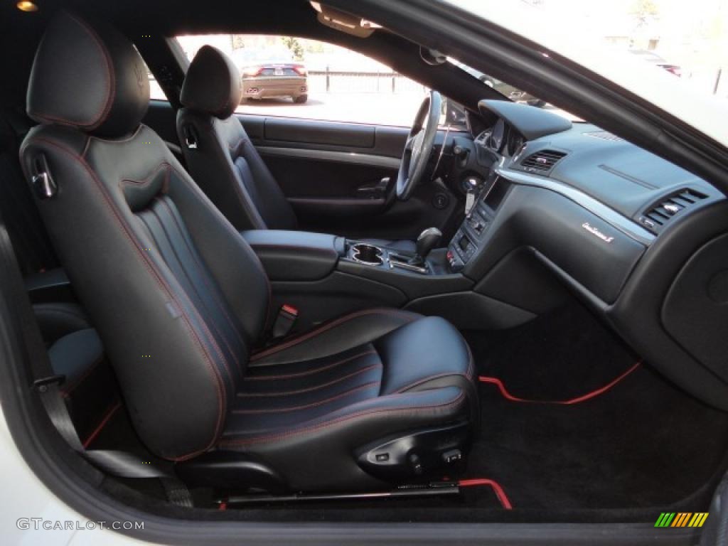 Nero Interior 2010 Maserati GranTurismo S Photo #48234495