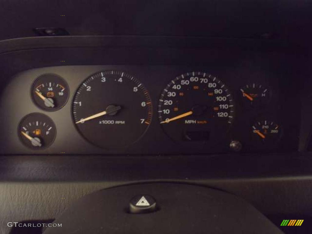 2004 Grand Cherokee Laredo - Bright Silver Metallic / Dark Slate Gray photo #10