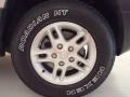 2004 Bright Silver Metallic Jeep Grand Cherokee Laredo  photo #16