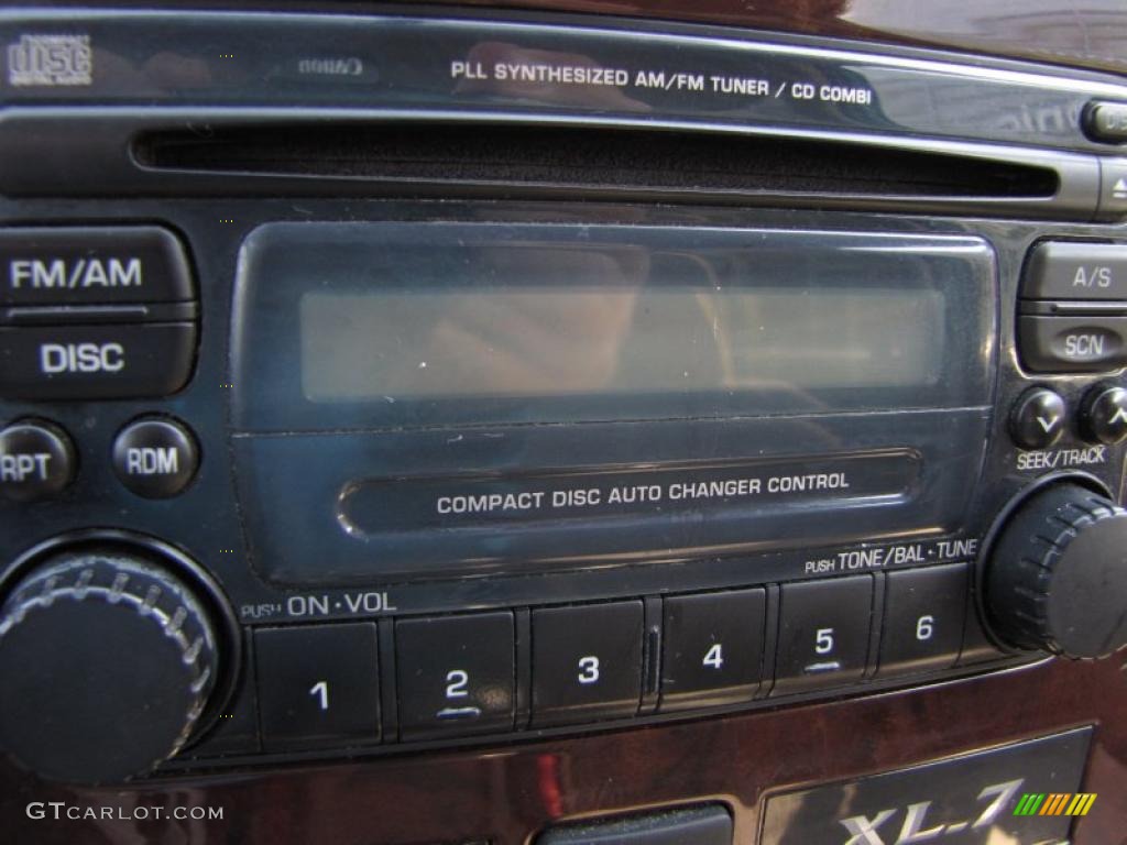 2003 XL7 Touring - Grove Green Metallic / Gray photo #19