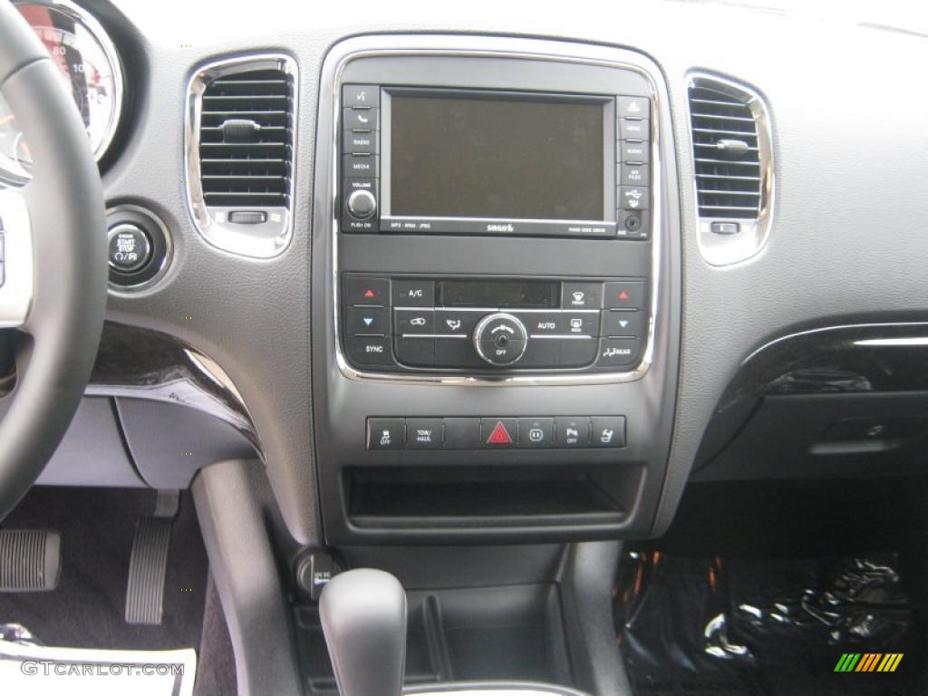 2011 Dodge Durango Crew Controls Photo #48236361