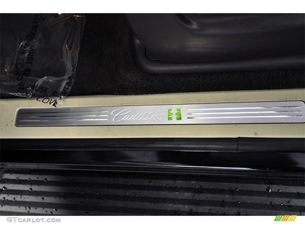 2011 Cadillac Escalade Hybrid Platinum AWD Marks and Logos Photo #48236841