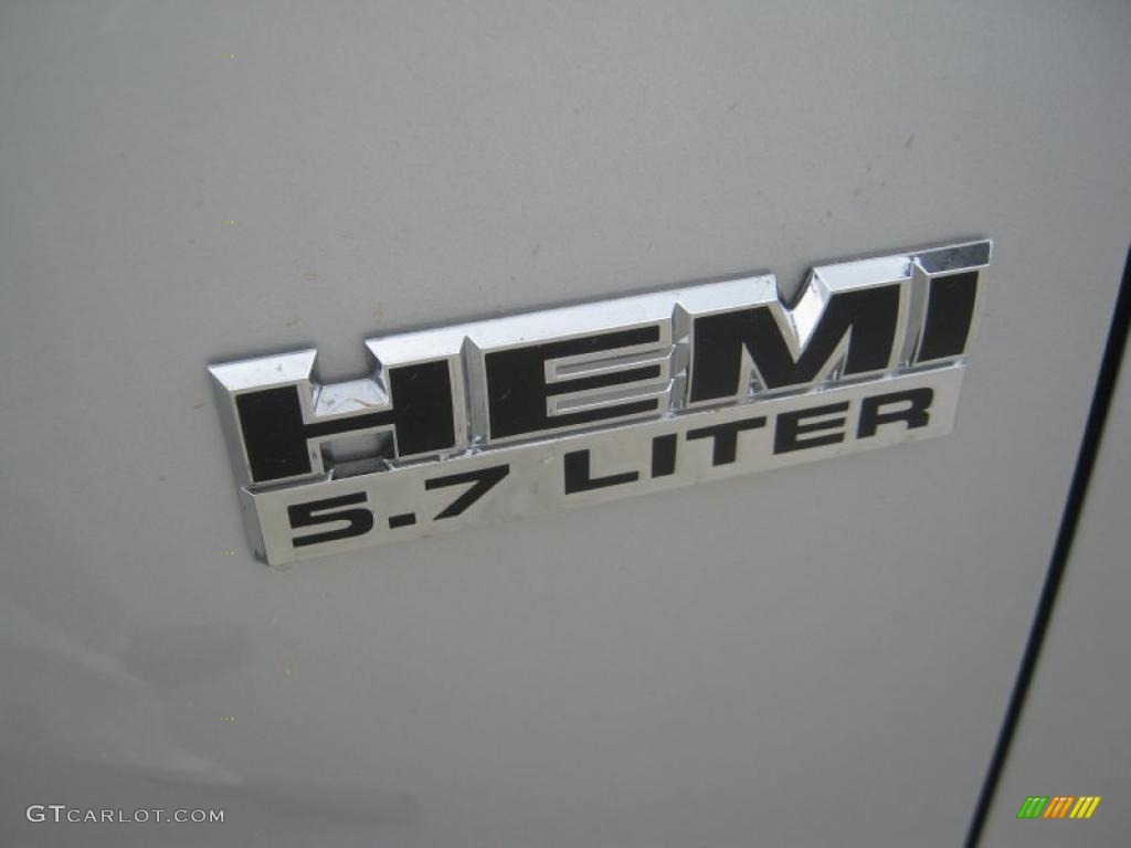 2011 Ram 1500 ST Crew Cab 4x4 - Bright Silver Metallic / Dark Slate Gray/Medium Graystone photo #26