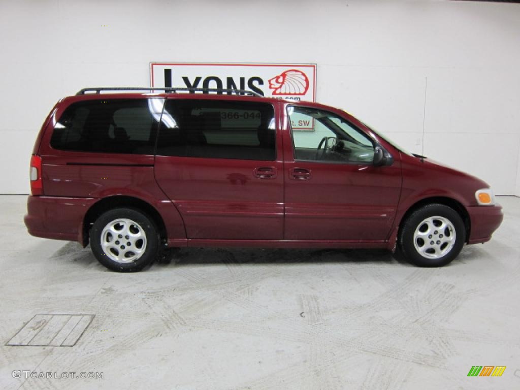 2004 Silhouette GL - Sport Red / Beige photo #21