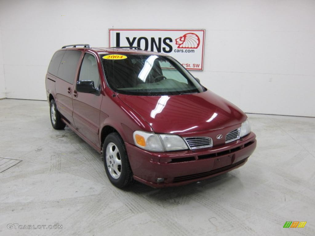 2004 Silhouette GL - Sport Red / Beige photo #25