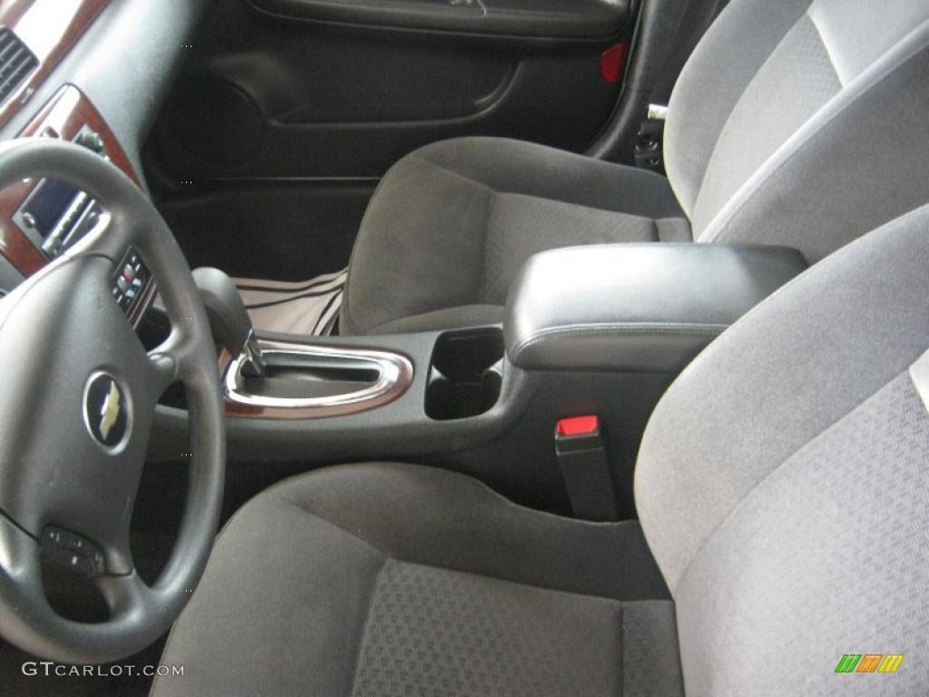 2010 Impala LS - Silver Ice Metallic / Gray photo #11