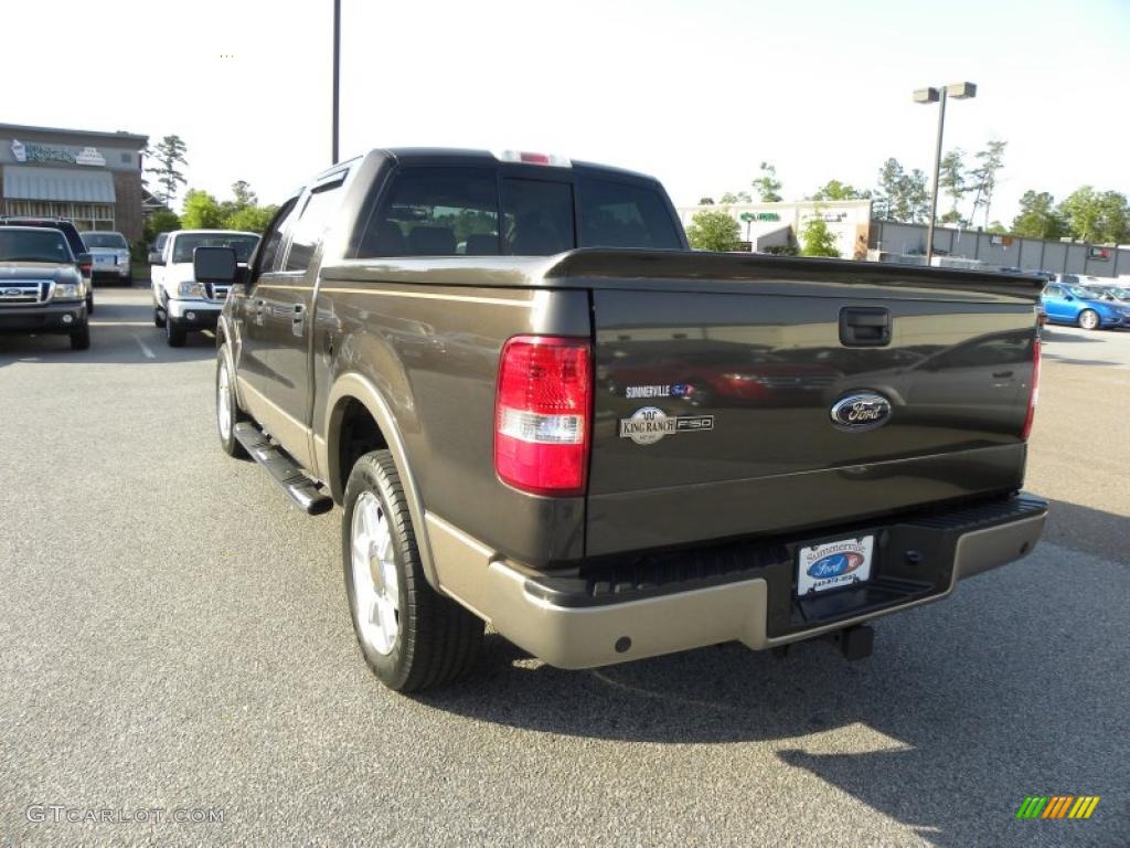 2006 F150 King Ranch SuperCrew - Dark Stone Metallic / Castano Brown Leather photo #21