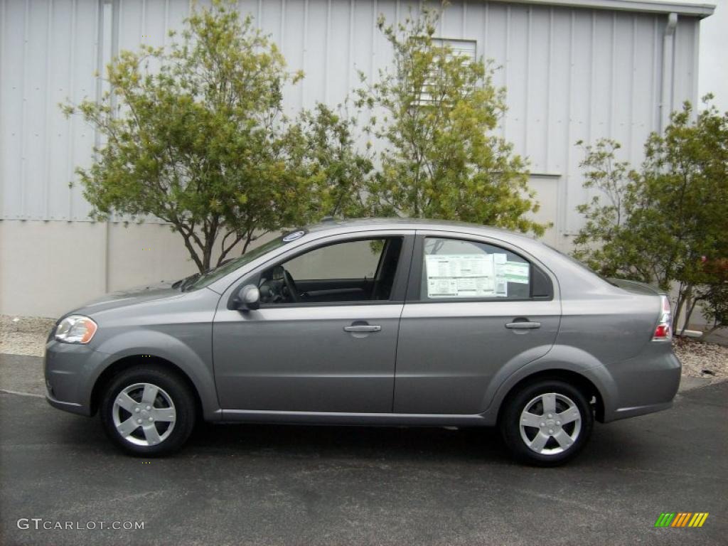 2011 Aveo LT Sedan - Medium Gray / Charcoal photo #3