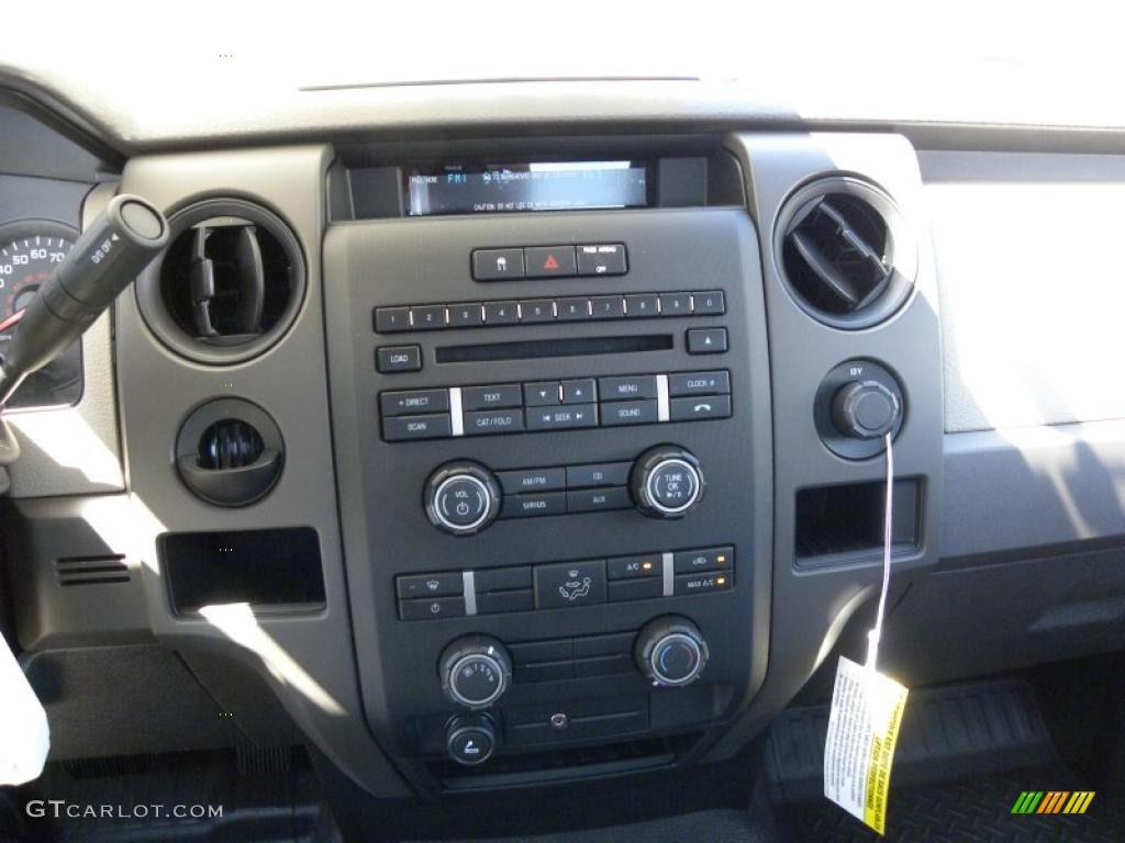 2010 F150 XL Regular Cab - Sterling Grey Metallic / Medium Stone photo #16