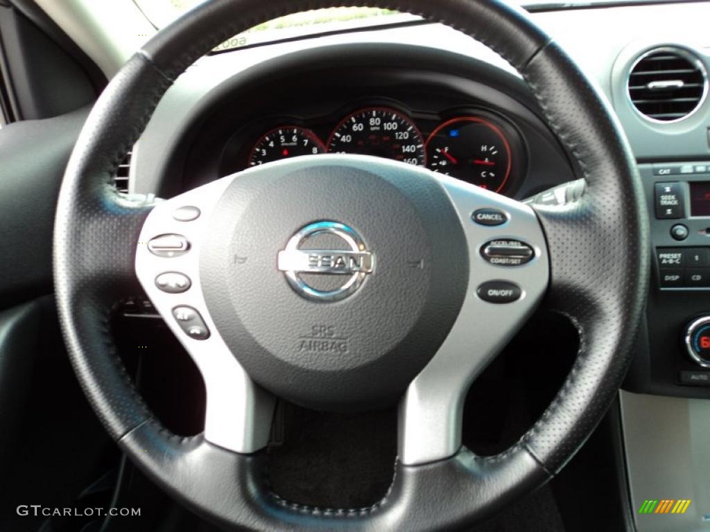 2009 Nissan Altima 3.5 SE Charcoal Steering Wheel Photo #48244476