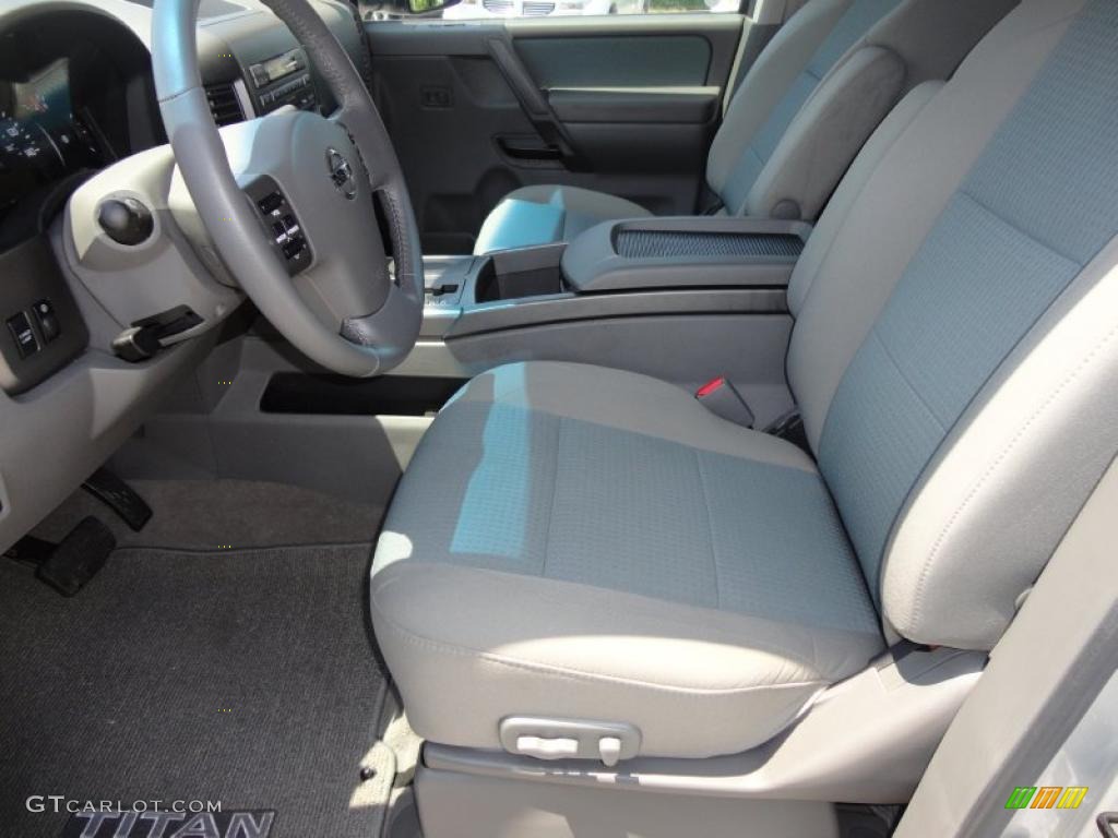 2007 Titan SE Crew Cab - Radiant Silver / Steel Gray photo #5