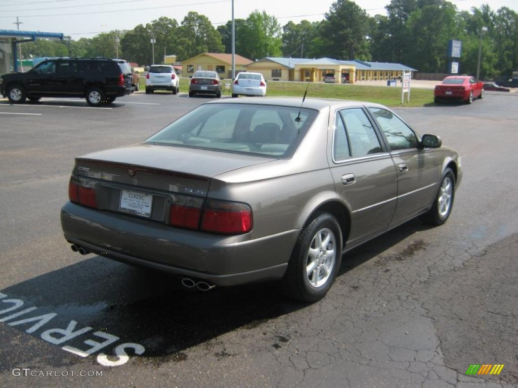 2002 Seville SLS - Dark Bronzemist Metallic / Neutral Shale photo #5