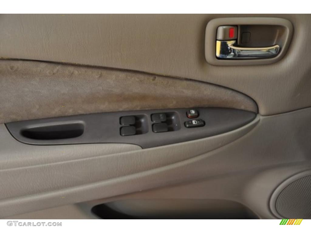 2001 Prius Hybrid - Silver Strata Metallic / Gray photo #9